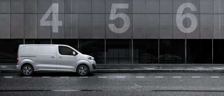  Peugeot Expert 2016 года  (фото 42 из 48)